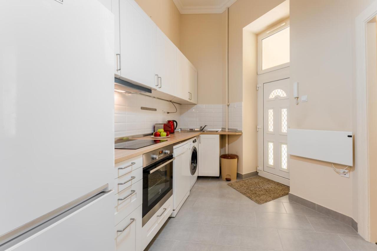 Downtown Greenie Home Budapest Ngoại thất bức ảnh